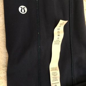 Lululemon leggings with pockets